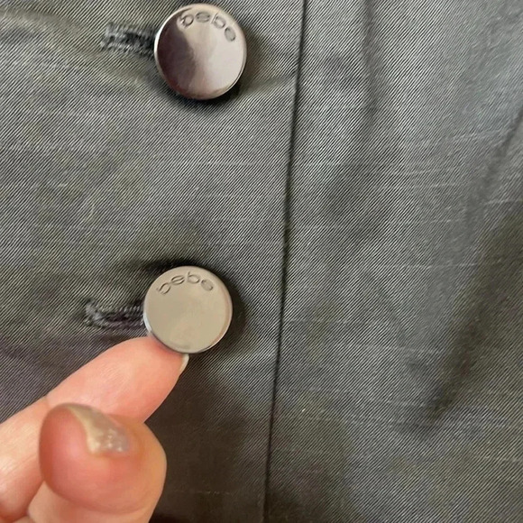 bebe | Pencil Skirt w/ Buttons & Concealed Back Zipper | Sz 4 | Black - Picture 5 of 6